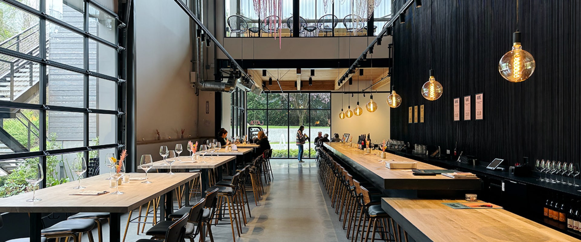 The Ultimate Guide to Wine and Beer Eateries in Western Washington